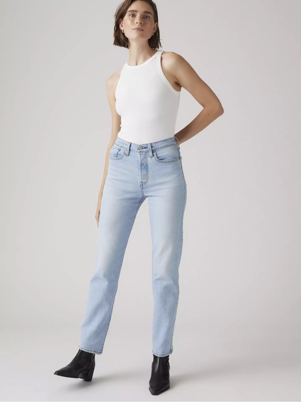 Leviās premium size 26 26x30 Wedgie Straight Ankle Women's Jeans Fully Baked